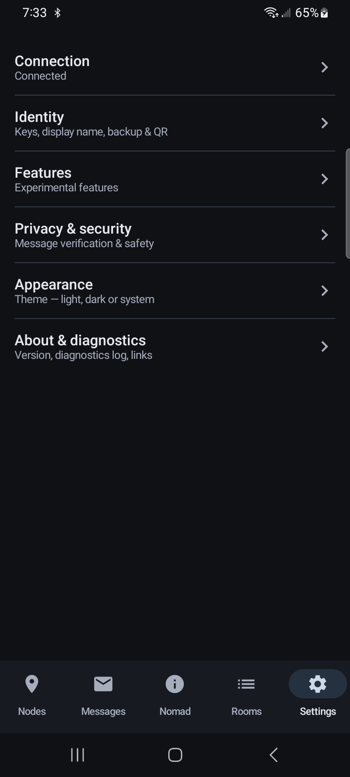 The Settings screen showing BLE, Bluetooth Classic and TCP transport options